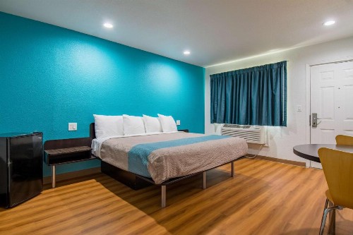 Motel 6-San Bernardino CA - Downtown - image 24