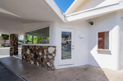 Motel 6-San Bernardino CA - Downtown - image 8