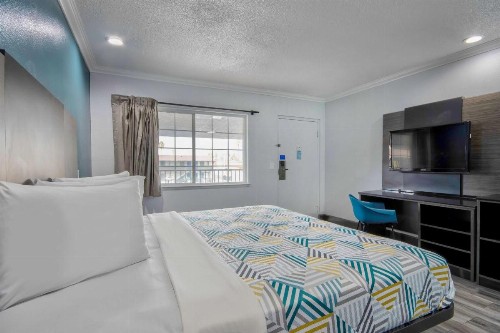 Rodeway Inn San Bernardino - image 14