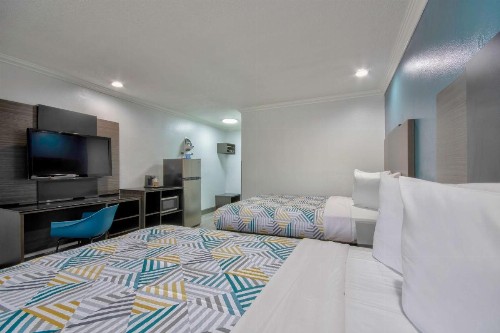 Rodeway Inn San Bernardino - image 23