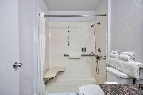 Rodeway Inn San Bernardino - image 39