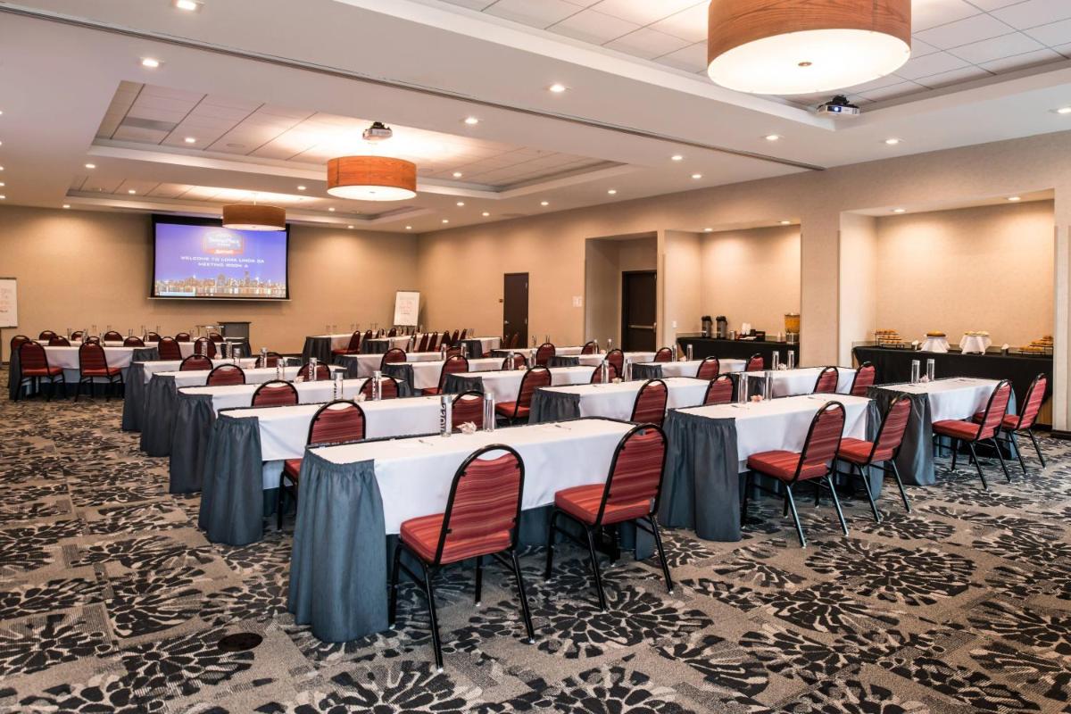 TownePlace Suites by Marriott San Bernardino Loma Linda - image 2