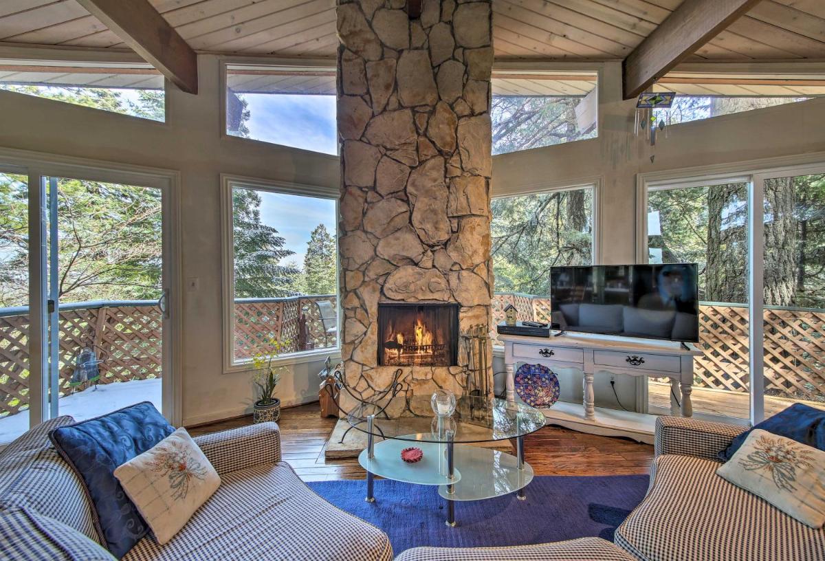 Lake Arrowhead Cabin with Deck and Scenic Forest Views - main image