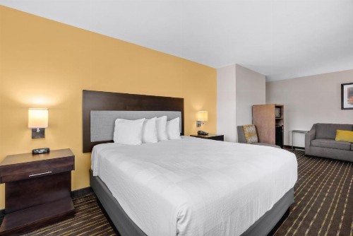 Hotel Aura SFO Airport - image 16