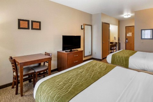 Comfort Inn & Suites San Francisco Airport West - image 21