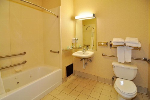 Comfort Inn & Suites San Francisco Airport West - image 36