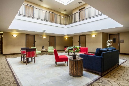 Comfort Inn & Suites San Francisco Airport West - image 38