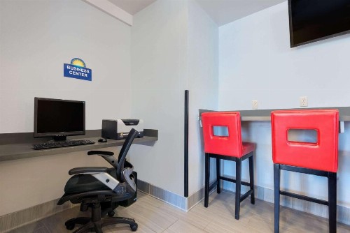Hotel 1550 - SFO Airport West - image 27