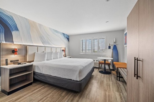 Super 8 by Wyndham San Bruno /SF Intl Arpt West - image 30