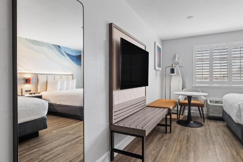 Super 8 by Wyndham San Bruno /SF Intl Arpt West - image 4