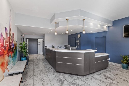 Super 8 by Wyndham San Bruno /SF Intl Arpt West - image 40