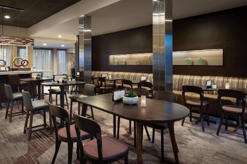 Courtyard by Marriott San Francisco Airport - image 24