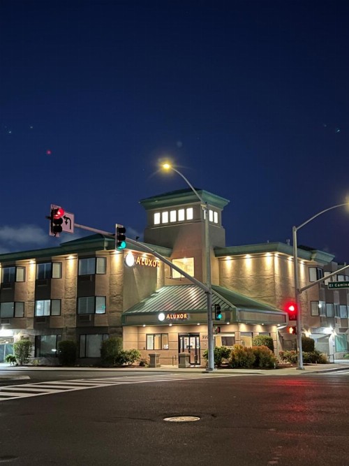 Ramada by Wyndham San Bruno SFO Airport - image 31