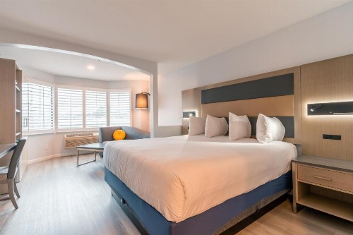 Ramada by Wyndham San Bruno SFO Airport - image 32