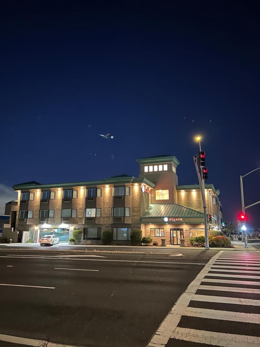 Ramada by Wyndham San Bruno SFO Airport - image 5