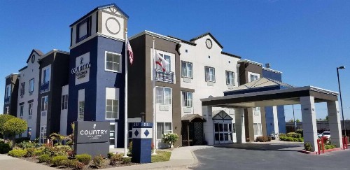 Country Inn & Suites by Radisson San Carlos CA - image 2