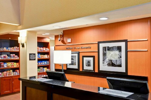 Hampton Inn & Suites San Clemente - image 4