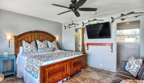 Beachcomber Inn - image 11