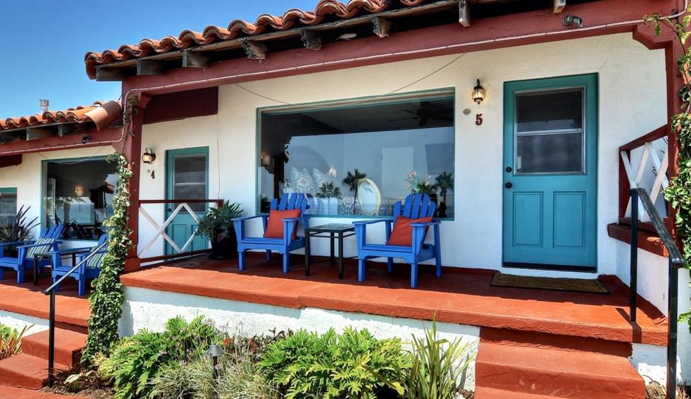 Beachcomber Inn - image 2