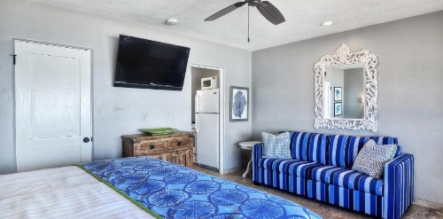 Beachcomber Inn - image 22