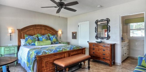 Beachcomber Inn - image 26