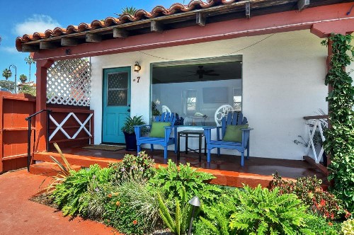 Beachcomber Inn - image 38