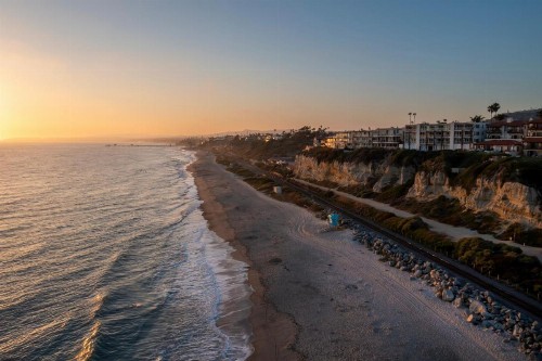 San Clemente Inn - image 40
