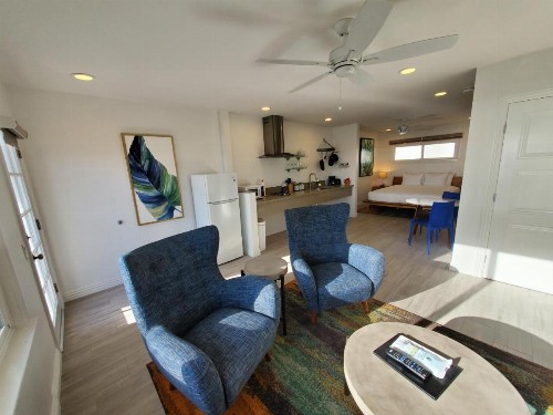 Sea Horse Resort - image 9