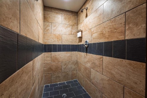 Nomads Hotel - image 22