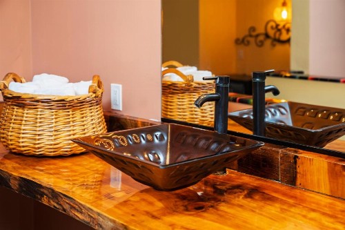 Nomads Hotel - image 28