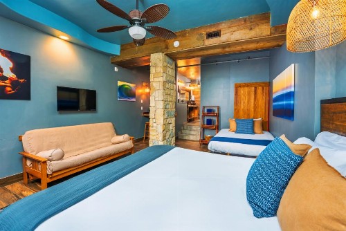 Nomads Hotel - image 29
