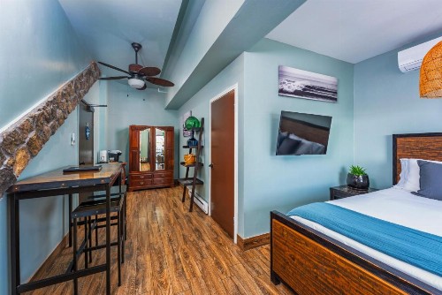 Nomads Hotel - image 38