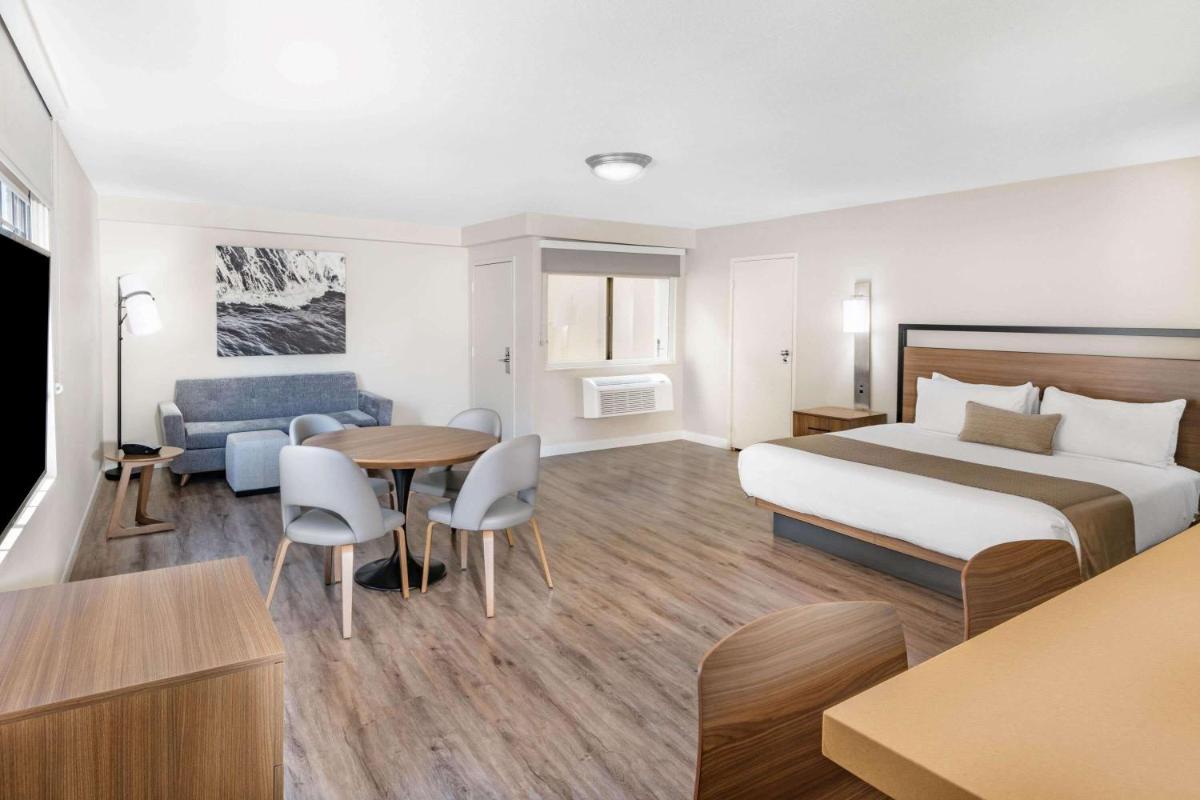 Wyndham Garden San Diego Near Seaworld - image 2