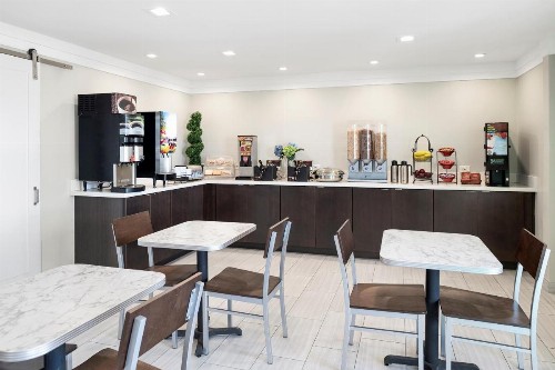 SureStay Hotel By Best Western San Diego Pacific Beach - image 15