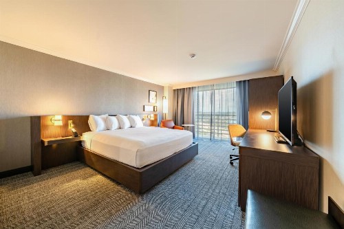 DoubleTree by Hilton San Diego Downtown - image 24