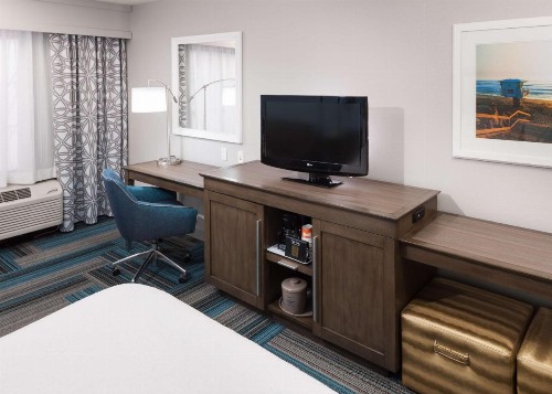 Hampton Inn San Diego Downtown - image 22