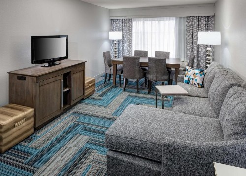 Hampton Inn San Diego Downtown - image 29