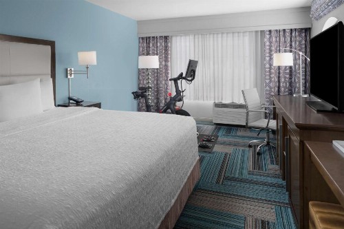 Hampton Inn San Diego Downtown - image 32