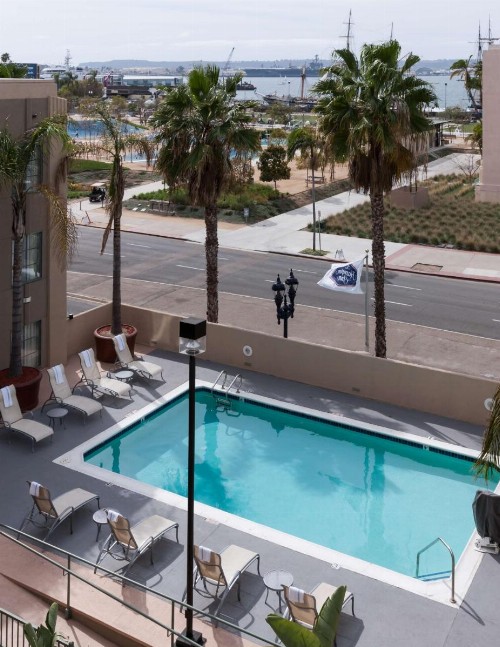 Hampton Inn San Diego Downtown - image 4