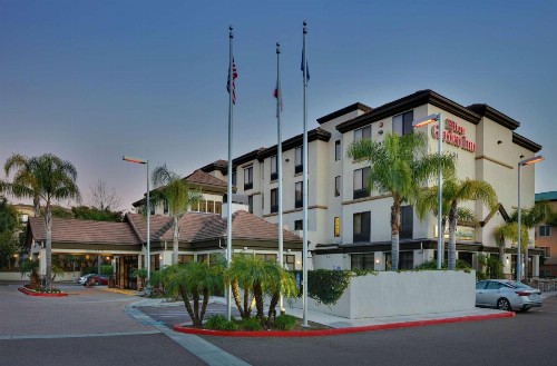Hilton Garden Inn San Diego Del Mar - image 2