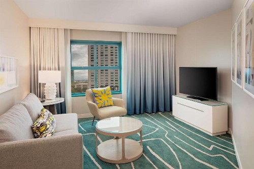 Embassy Suites by Hilton San Diego Bay Downtown - image 44