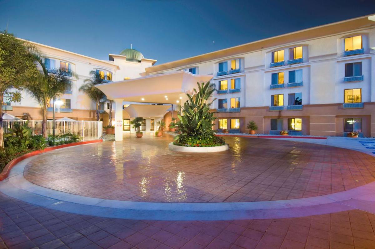 Hampton Inn San Diego/Del Mar - main image