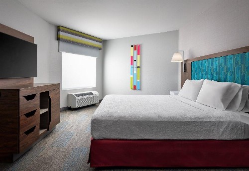 Hampton Inn San Diego/Del Mar - image 24