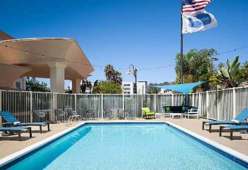 Hampton Inn San Diego/Del Mar - image 33