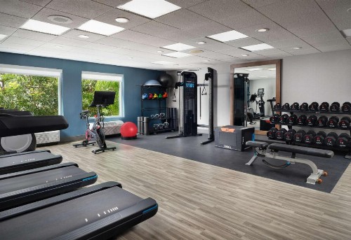 Hampton Inn San Diego/Del Mar - image 7