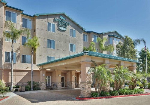 Homewood Suites by Hilton San Diego-Del Mar - image 2