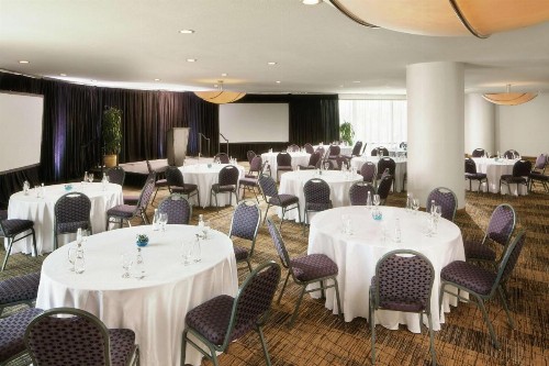 DoubleTree By Hilton San Diego Hotel Circle - image 28