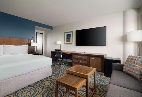 DoubleTree by Hilton San Diego Del Mar - image 30