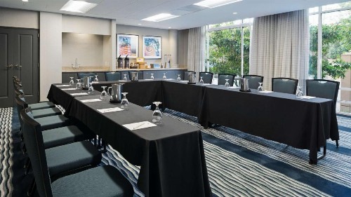 DoubleTree by Hilton San Diego Del Mar - image 38