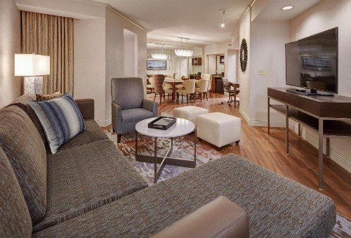 Embassy Suites by Hilton San Diego - La Jolla - image 20